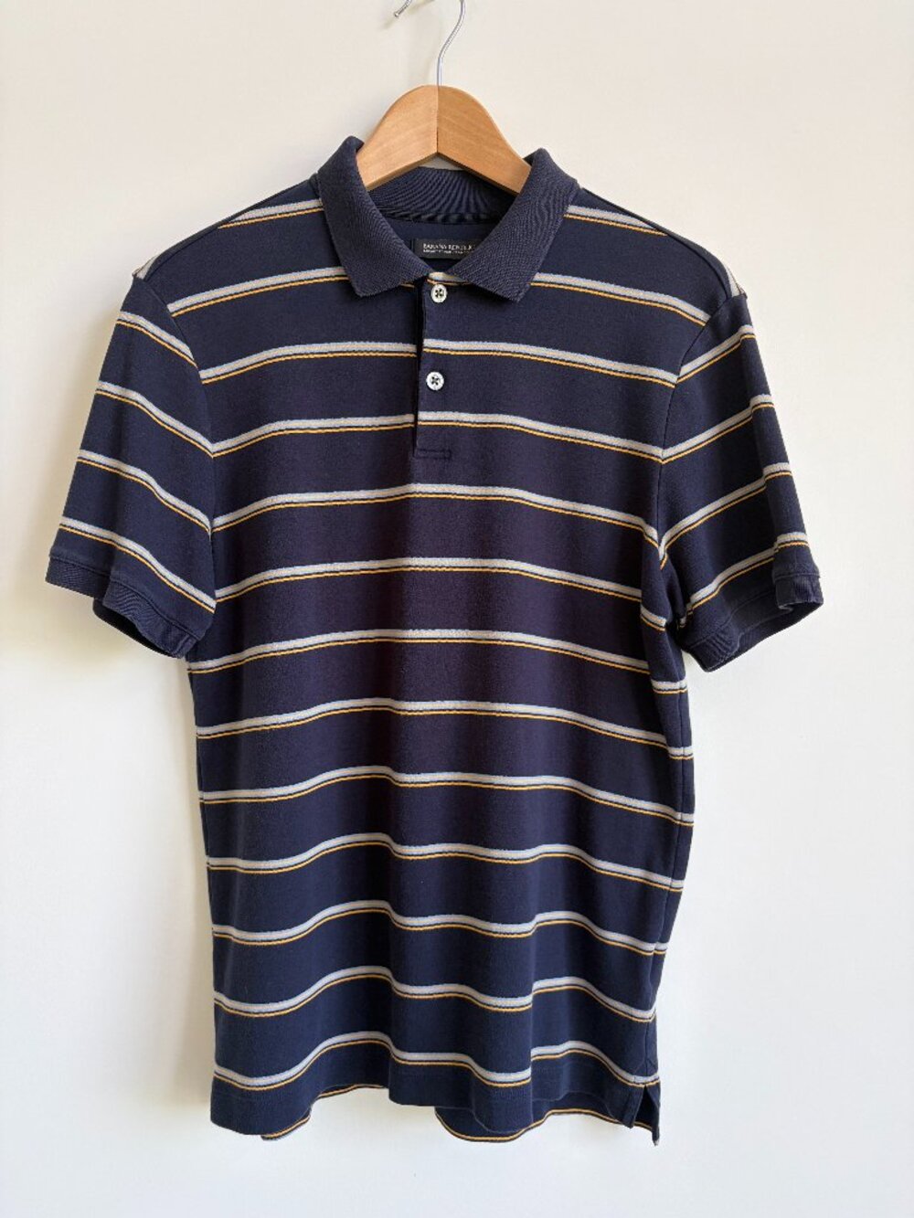 Banana Republic Men's Medium 100% cotton navy blue short sleeve polo shirt